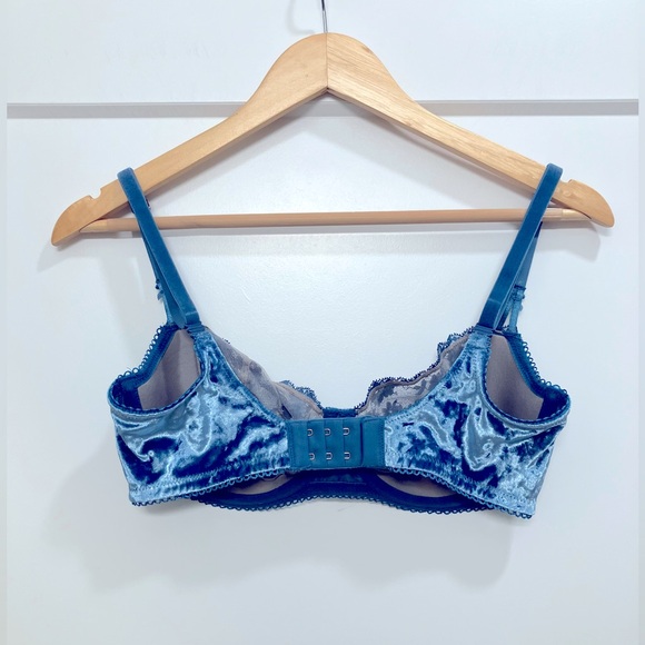 Victoria’s Secret Dream Angels Push-Up (No Padding) Bra – 34DD Blue Velvet 💙 - Picture 4 of 8